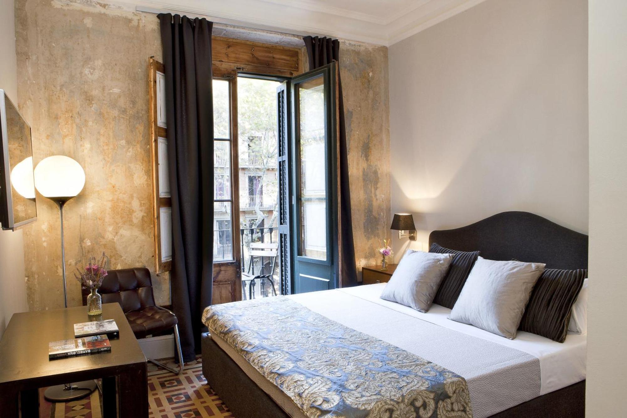 We Boutique 3*