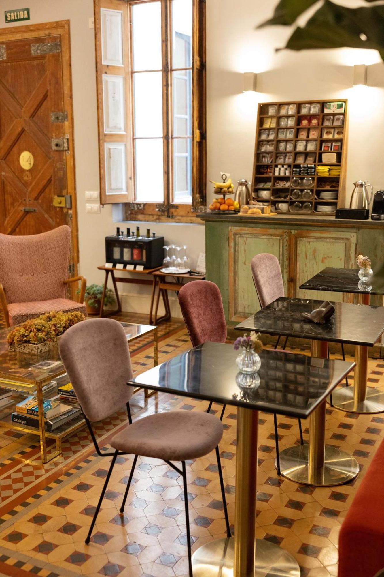 We Boutique